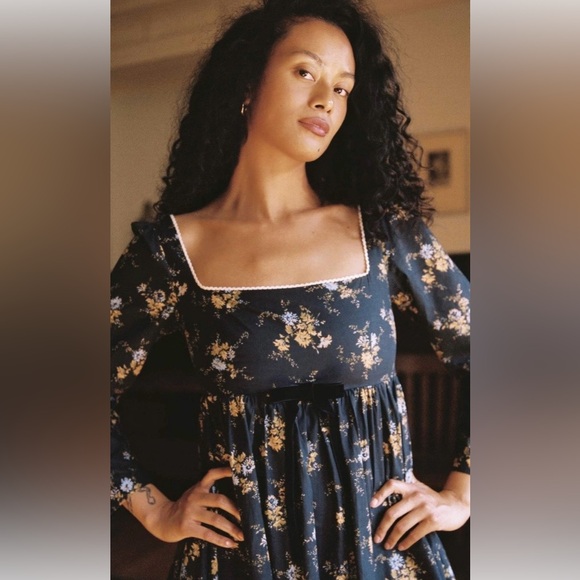 Christy Dawn The Carina Dress in Night Chrysanthemum - Size Medium - Picture 3 of 11